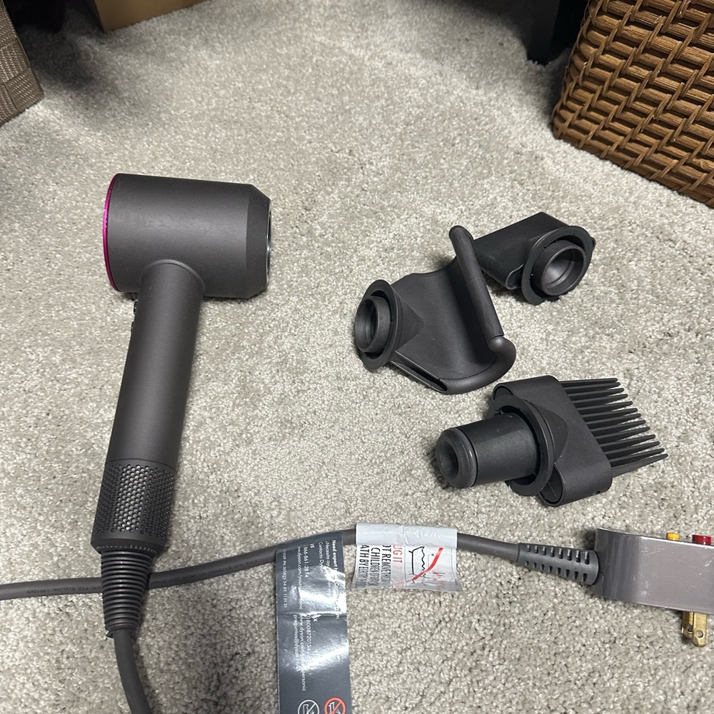 Dyson Supersonic Hair Dryer - Iron/Fuchsia